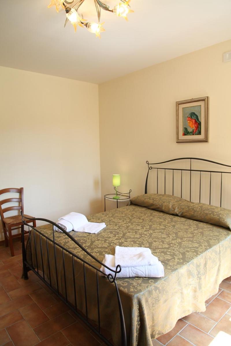 Sikelios Apartments Чефалу Экстерьер фото