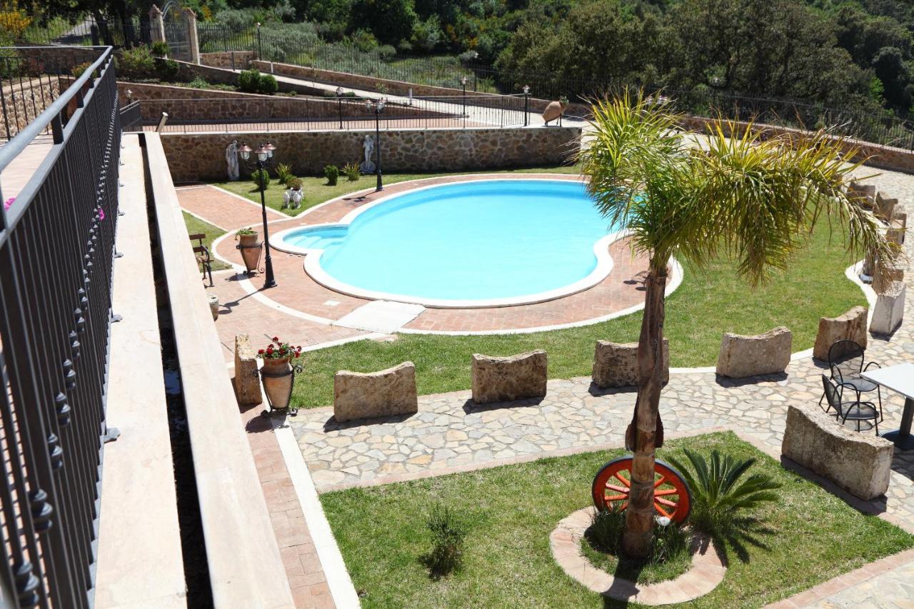 Sikelios Apartments Чефалу Экстерьер фото